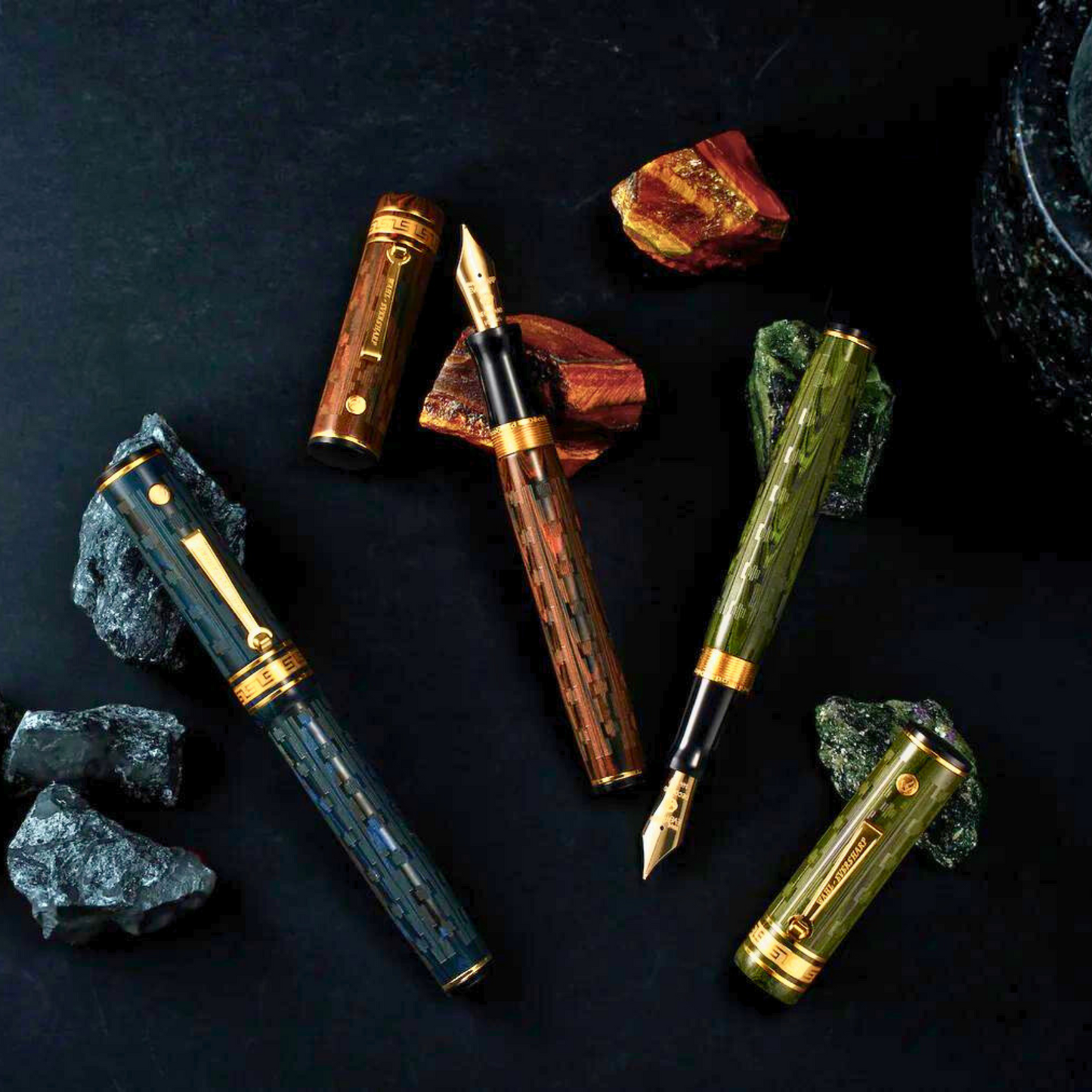 Wahl-Eversharp Decoband Blue Ebonite Chased Gold Trim Fountain Pen