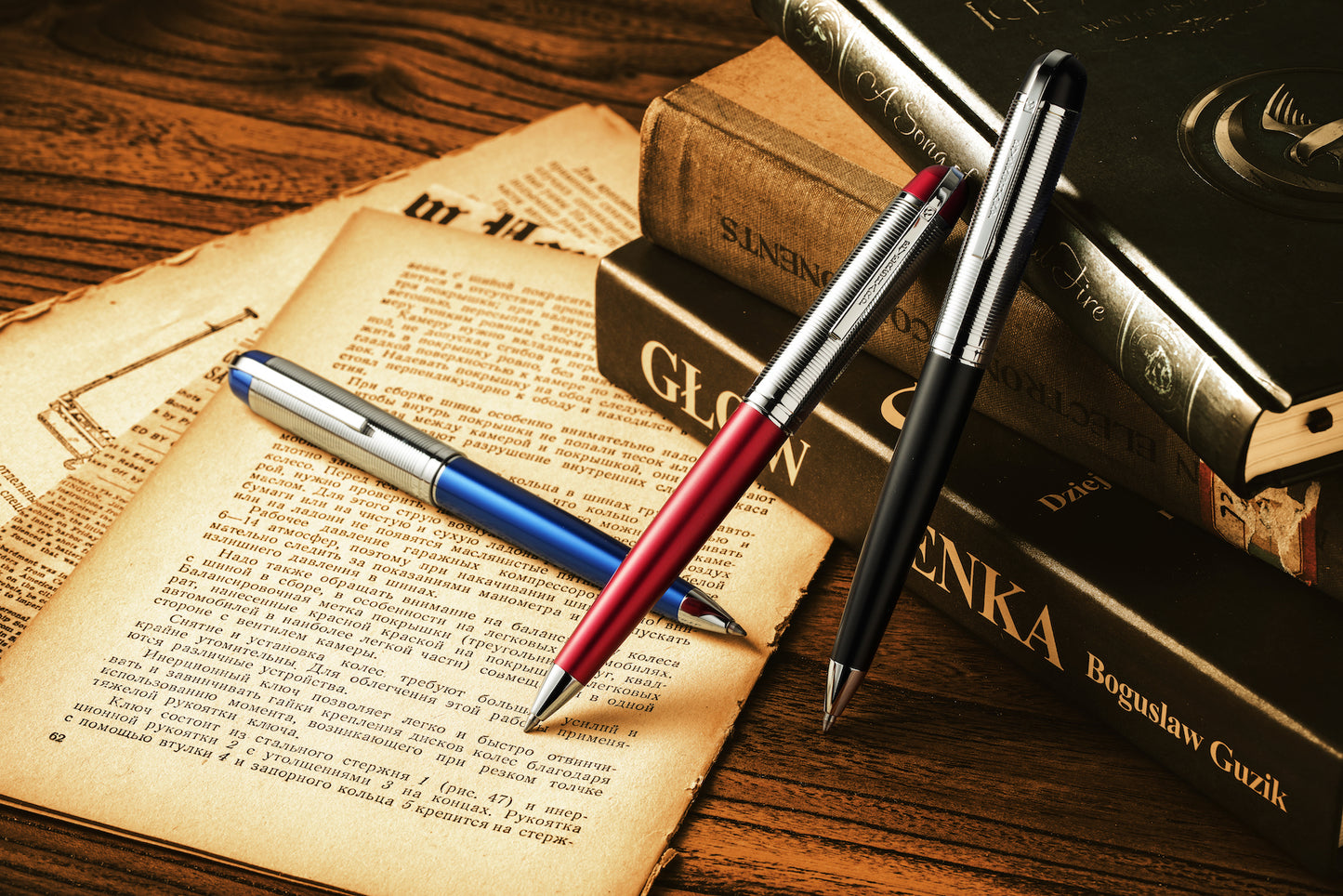 Wahl-Eversharp Skyline Red Silver Trim Fountain Pen